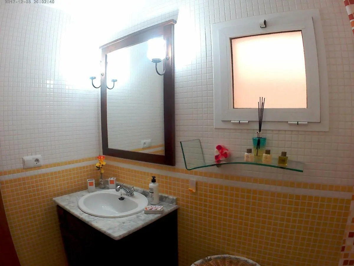 Home Star Vera Apartment